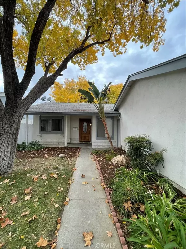 Newhall, CA 91321,25179 Markel Drive