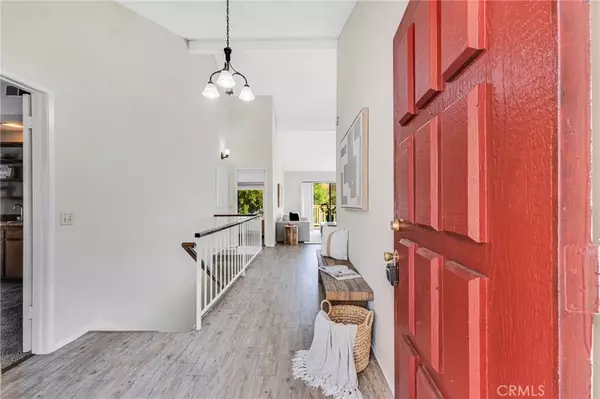 Oak Park, CA 91377,228 Via Del Caballo