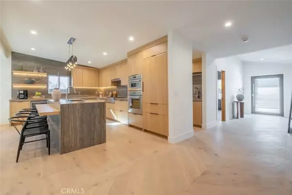 Encino, CA 91436,5016 Rubio Avenue
