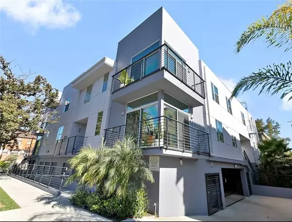 12908 Bloomfield Street #102, Studio City, CA 91604