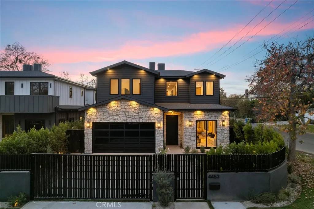 4453 Gentry Avenue, Studio City, CA 91607