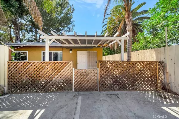 Reseda, CA 91335,6929 Amigo Avenue