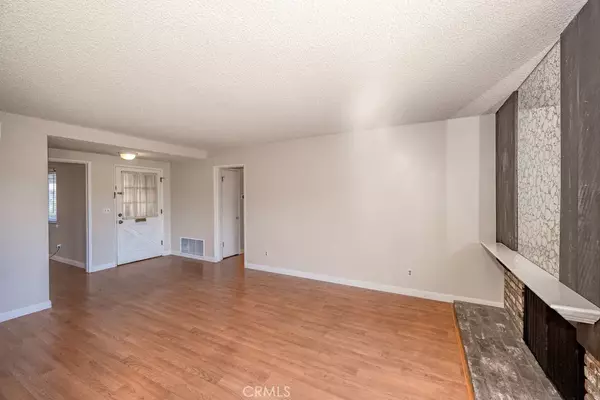 West Hills, CA 91307,6946 Bobbyboyar Avenue