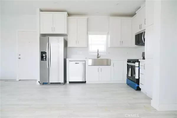 Garden Grove, CA 92843,13096 Blackbird #82