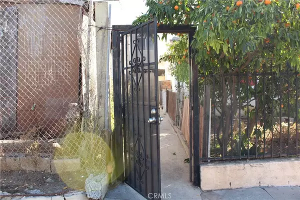 Los Angeles, CA 90042,600 S Avenue 60