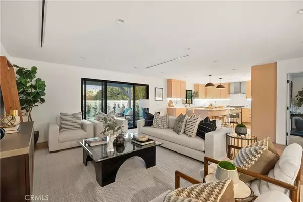 Encino, CA 91316,17209 Bullock Street
