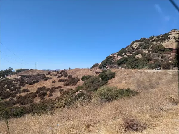 West Hills, CA 91304,40 NORTH AMERICAN CUT OFF