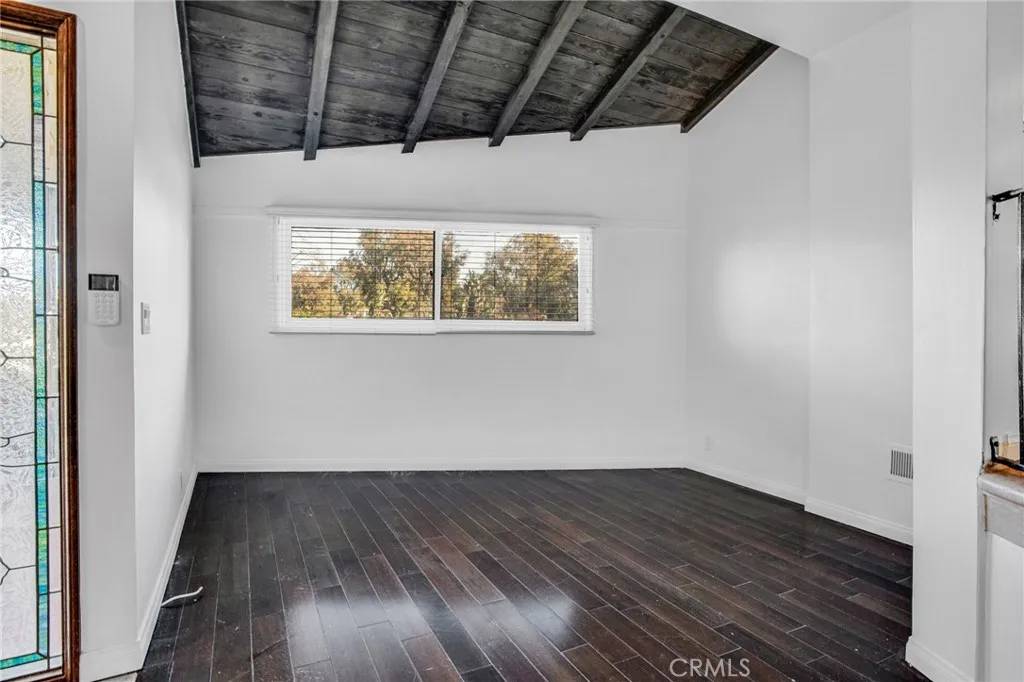 Woodland Hills, CA 91364,5139 San Feliciano Drive