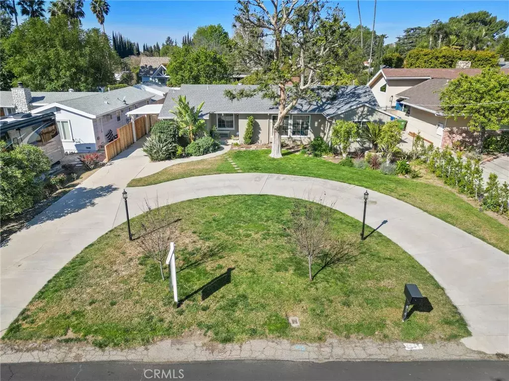 Sherwood Forest, CA 91325,8841 Shoshone Avenue
