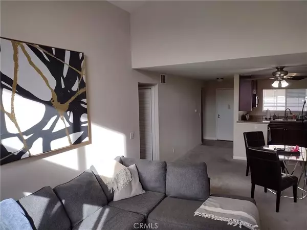 Woodland Hills, CA 91367,21520 Burbank Boulevard #306