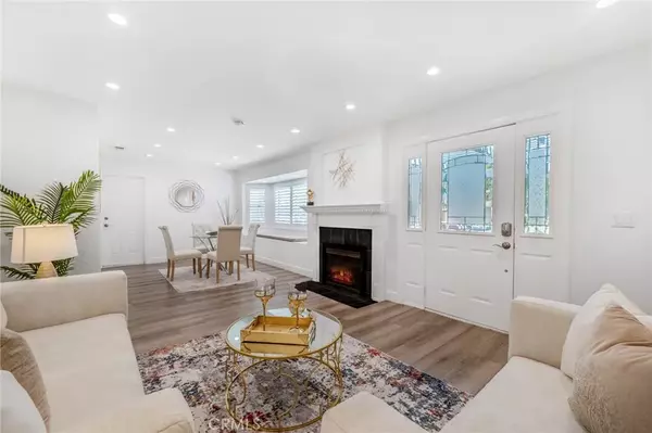 West Hills, CA 91307,23058 Cohasset Street