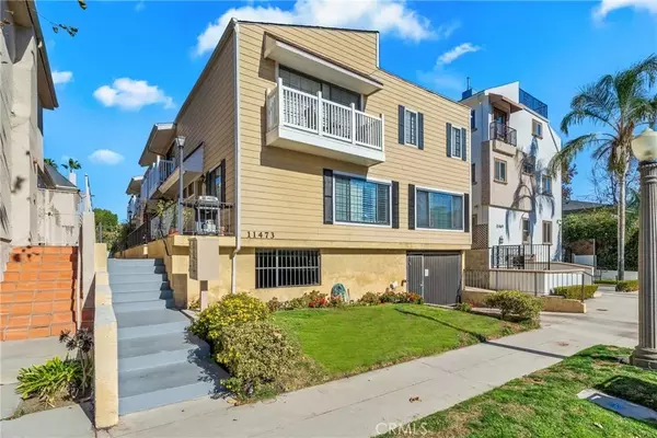 Studio City, CA 91602,11473 Moorpark Street #2