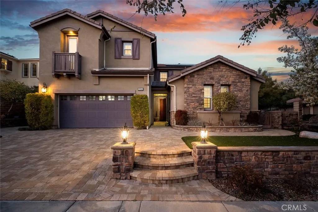 28504 Farrier Drive,  Valencia,  CA 91354