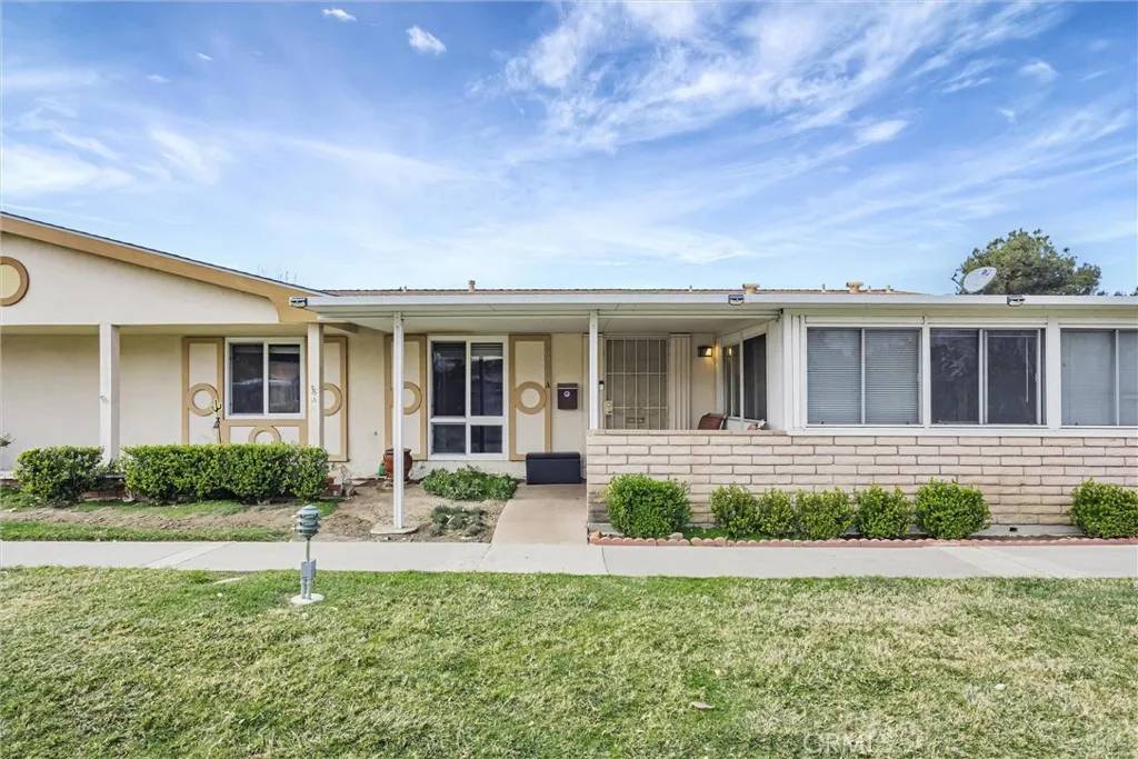 26766 Whispering Leaves Drive #A, Newhall, CA 91321
