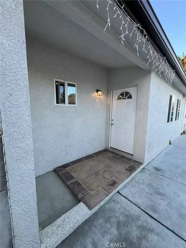 San Fernando, CA 91340,1408 Mott Street