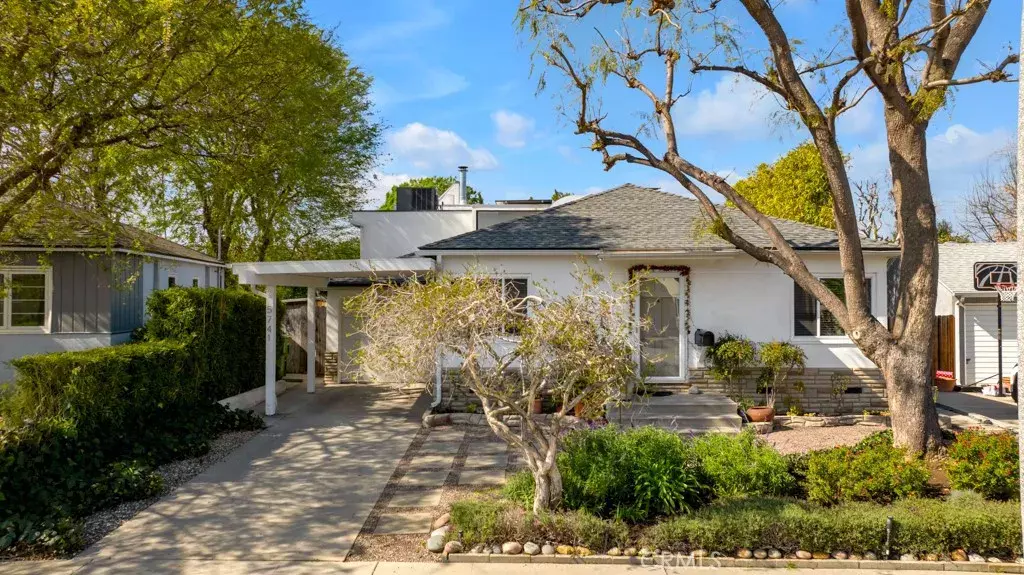 Encino, CA 91316,5741 Jamieson Avenue