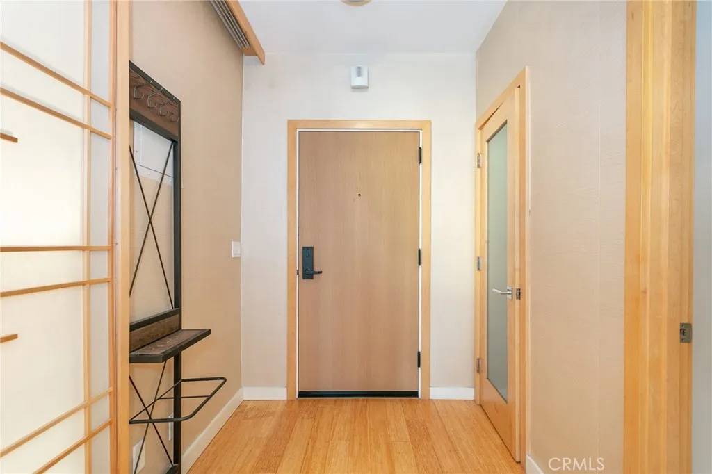 West Hollywood, CA 90069,999 N Doheny Drive #402