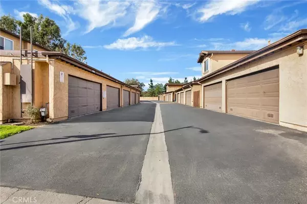 North Hollywood, CA 91605,7431 Shadyglade Avenue #3