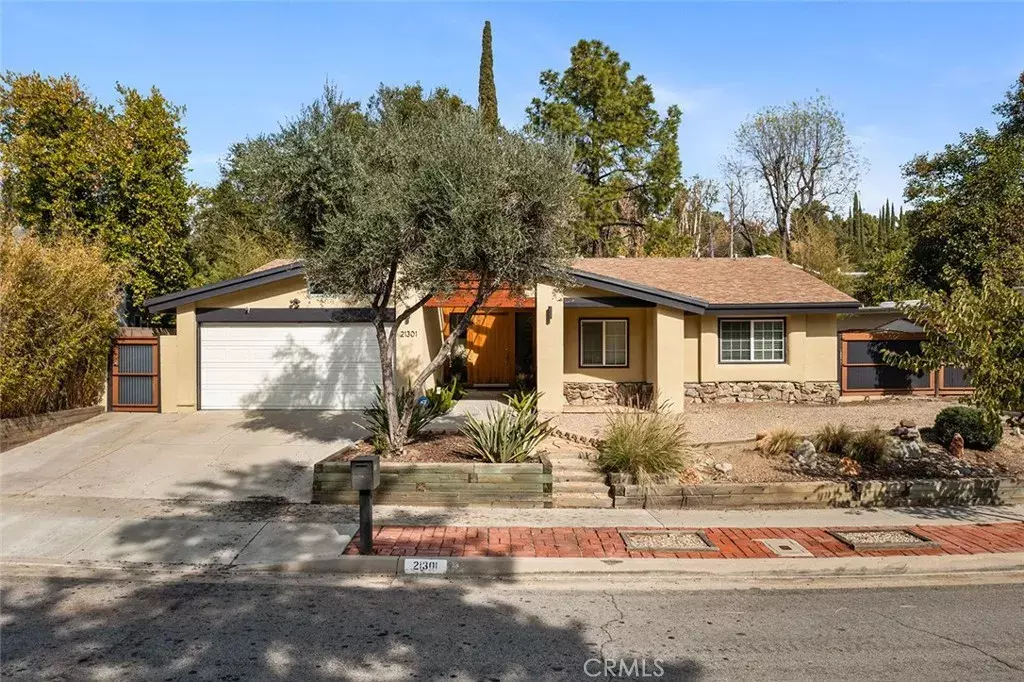 Topanga, CA 90290,21301 Bellini Drive