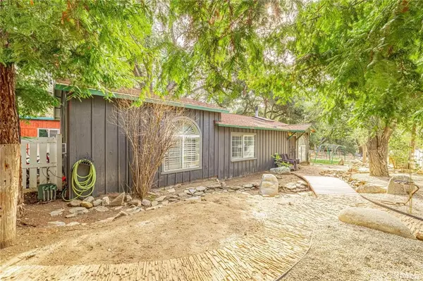 Green Valley, CA 91390,39642 Calle Llano