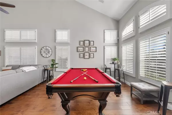 Saugus, CA 91390,21689 Canyon Heights Circle