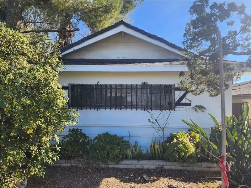 10012 Norwich Avenue, Mission Hills (san Fernando), CA 91345