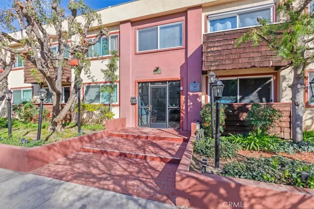 Encino, CA 91316,5414 Newcastle Avenue #52