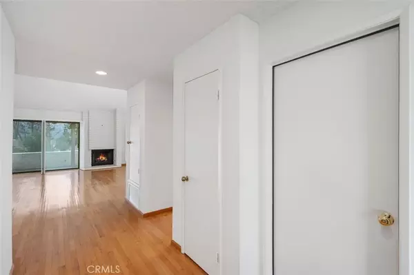 Oak Park, CA 91377,451 Crestridge Drive