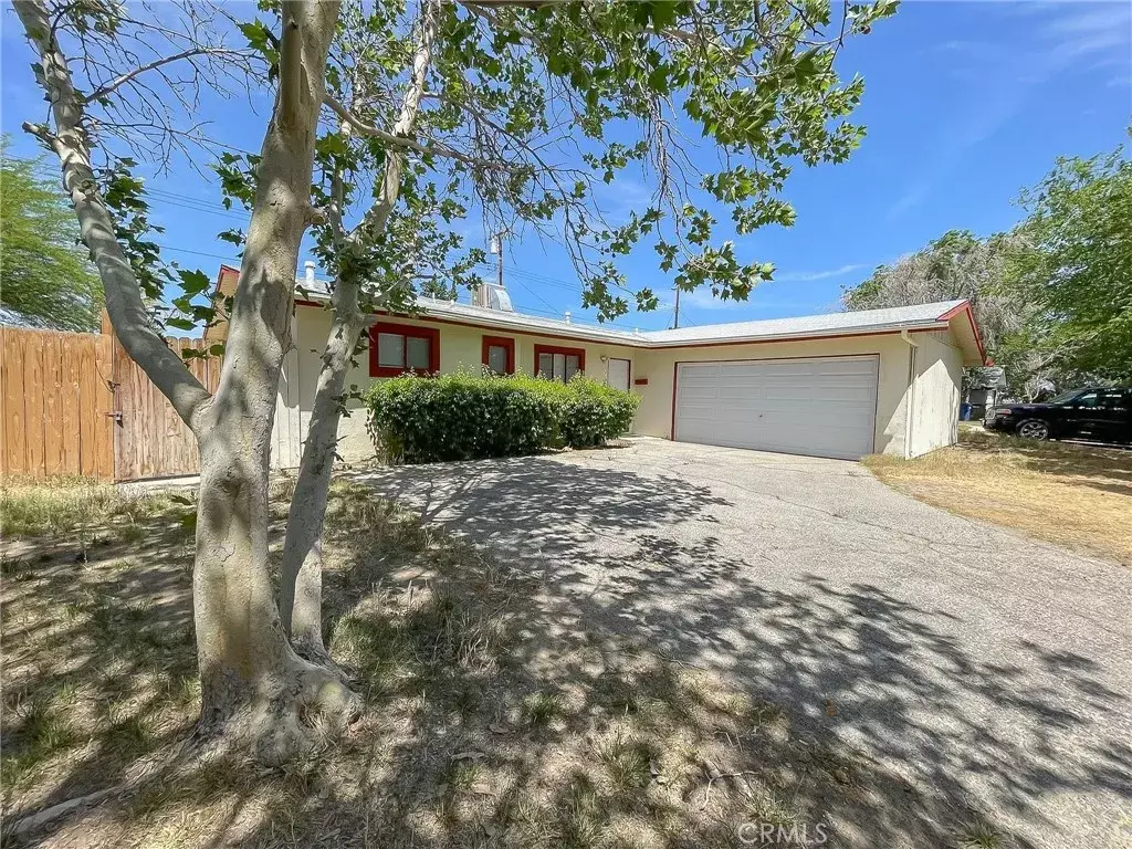 Lancaster, CA 93535,45567 Andale Avenue