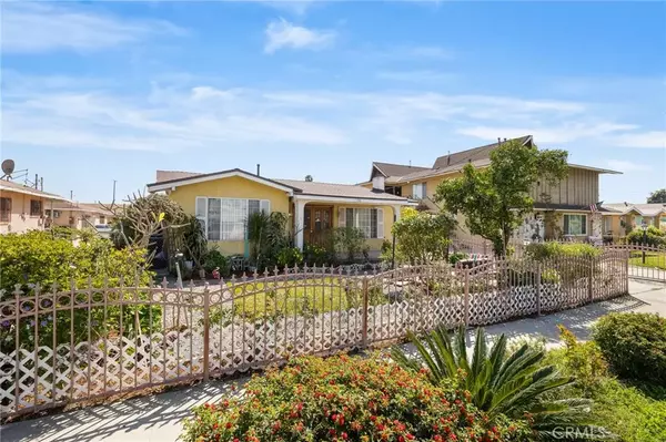 6256 Corona Avenue, Bell, CA 90201