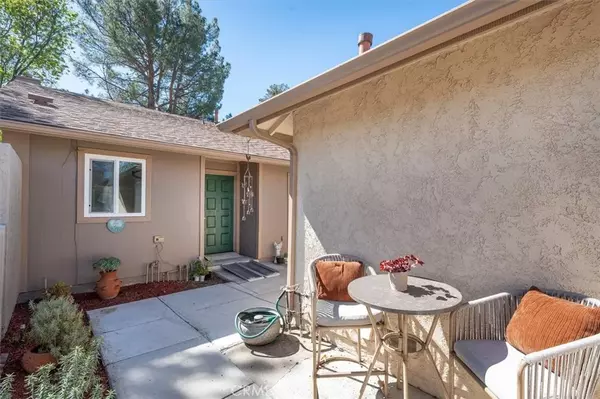 Newhall, CA 91321,20008 Avenue Of The Oaks