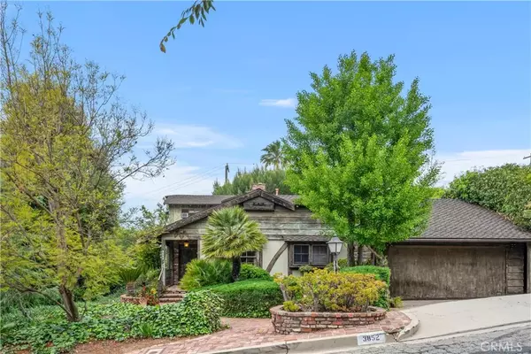 3852 Eureka Dr., Studio City, CA 91604