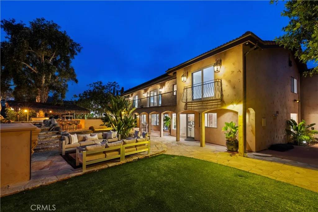 Los Angeles, CA 90046,8000 Oceanus Drive