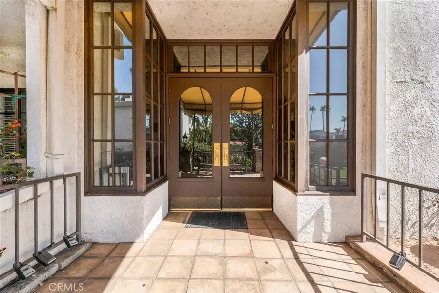 4324 Troost Avenue #304, Studio City, CA 91604