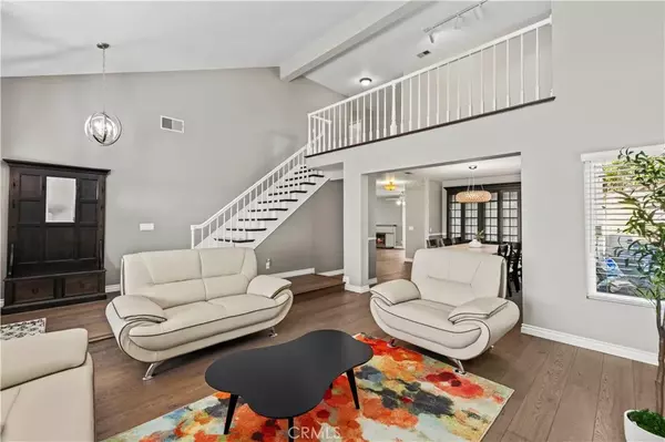 West Hills, CA 91307,24515 Highlander Road