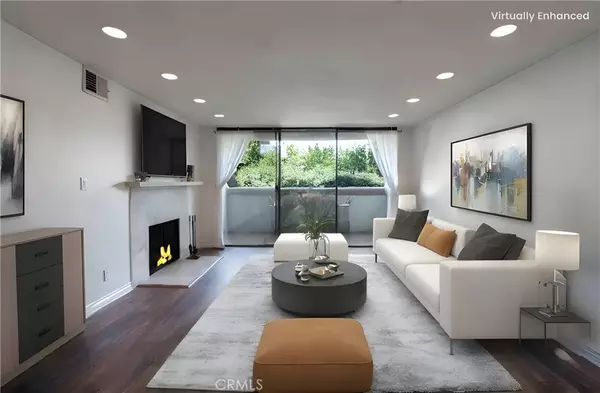 1900 Vine Street #311, Los Angeles, CA 90068