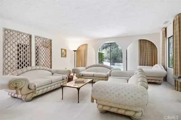 Santa Barbara, CA 93110,3966 Laguna Blanca Drive