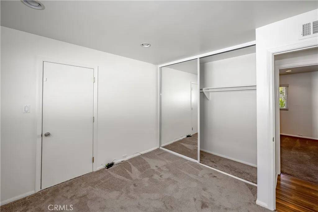 Los Angeles, CA 90049,2317 Banyan Drive