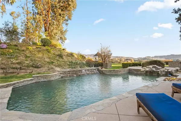 Saugus, CA 91350,25166 Barnhill Road