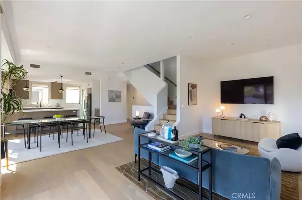 4535 Tujunga, Studio City, CA 91602