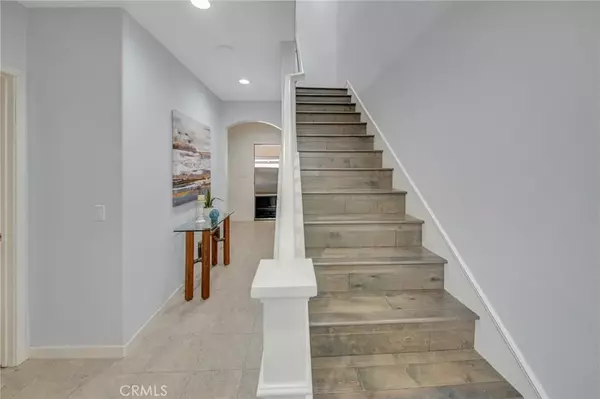 Granada Hills, CA 91344,15621 Odyssey Drive #41