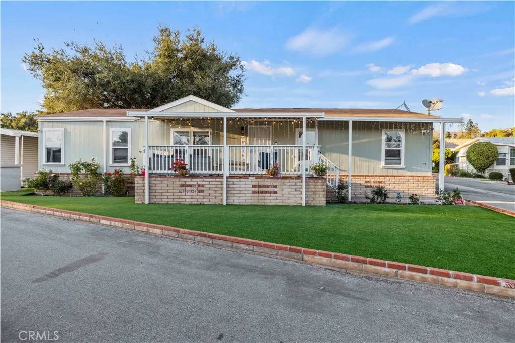 11401 Topanga Canyon #95, Chatsworth, CA 91311