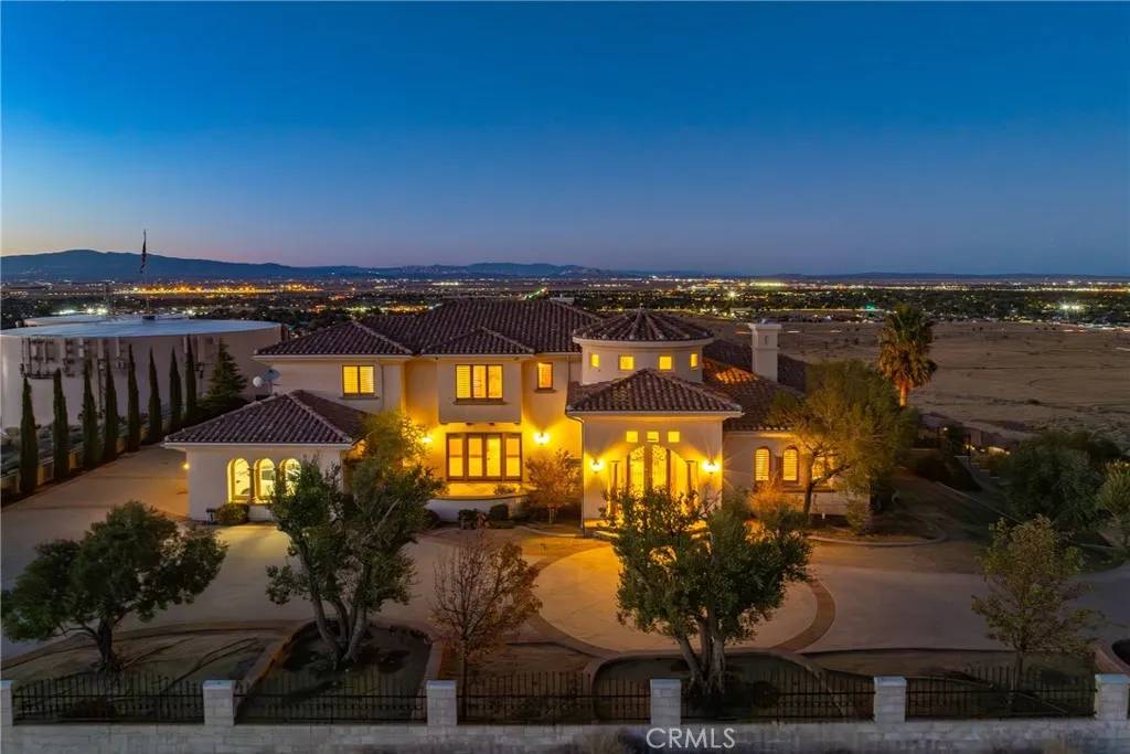 3803 Camino Hermanos, Lancaster, CA 93536