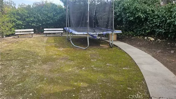 Thousand Oaks, CA 91360,650 Calle Pensamiento