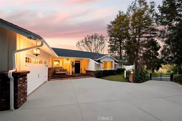 3723 Scadlock Lane, Sherman Oaks, CA 91403