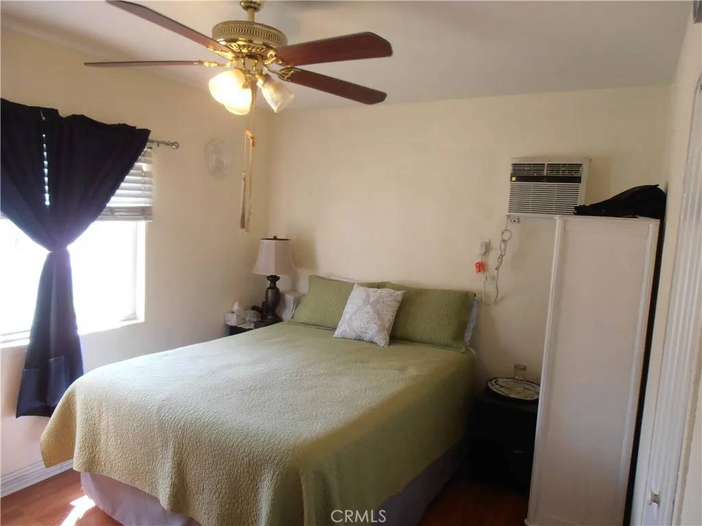 Pacoima, CA 91331,13501 Terra Bella Street