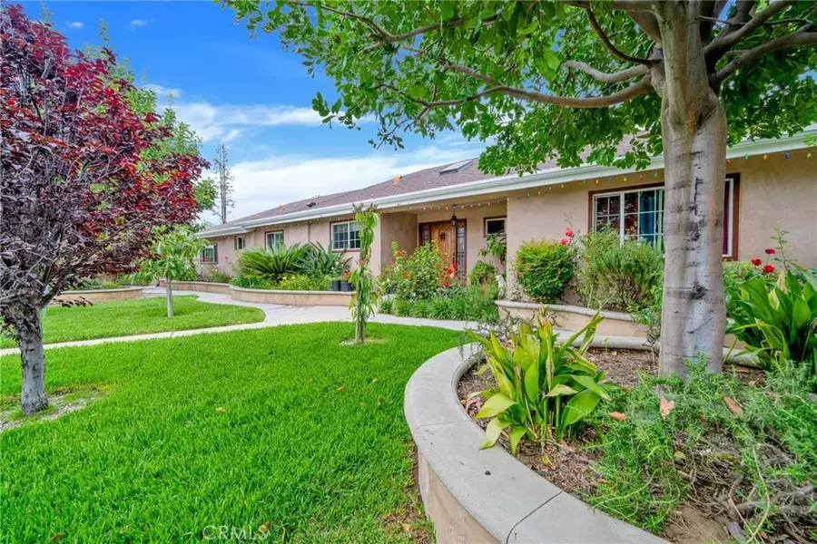 10050 Balboa Boulevard, Northridge, CA 91325