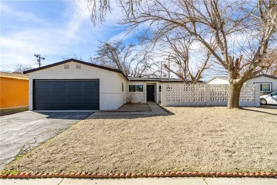 602 E Nugent Street, Lancaster, CA 93535