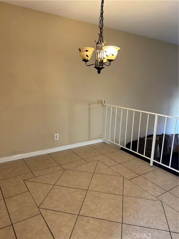 Panorama City, CA 91402,8283 Willis Avenue #8