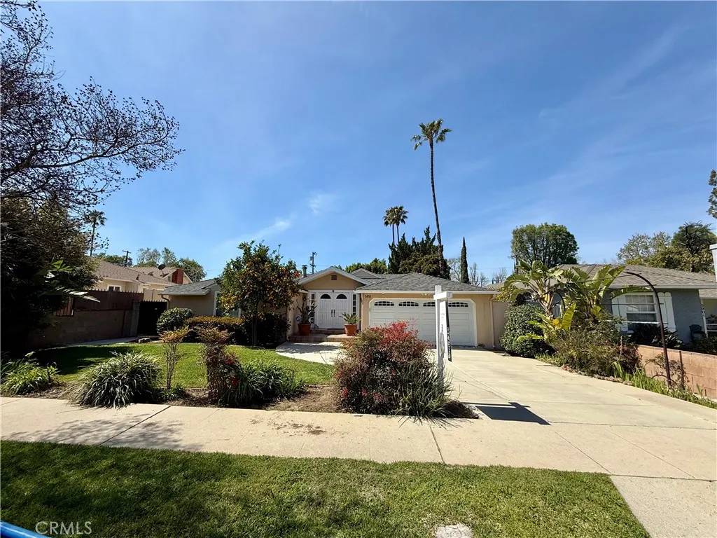 Tarzana, CA 91356,5851 Cahill Avenue